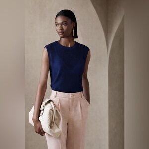 Banana Republic Navy Knit Tank Top Size M